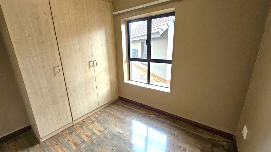 To Let 3 Bedroom Property for Rent in Melodie North West